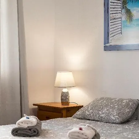 Cosy Friendly Centre Apartment *